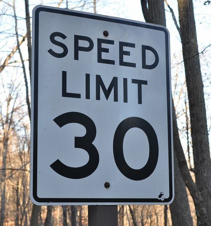 30 mph sign